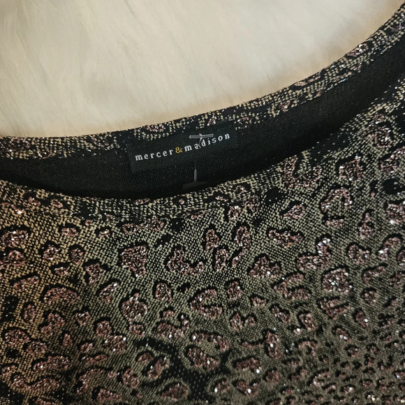 Mercer & Madison Leopard Print Knit Top - Picture 5 of 8